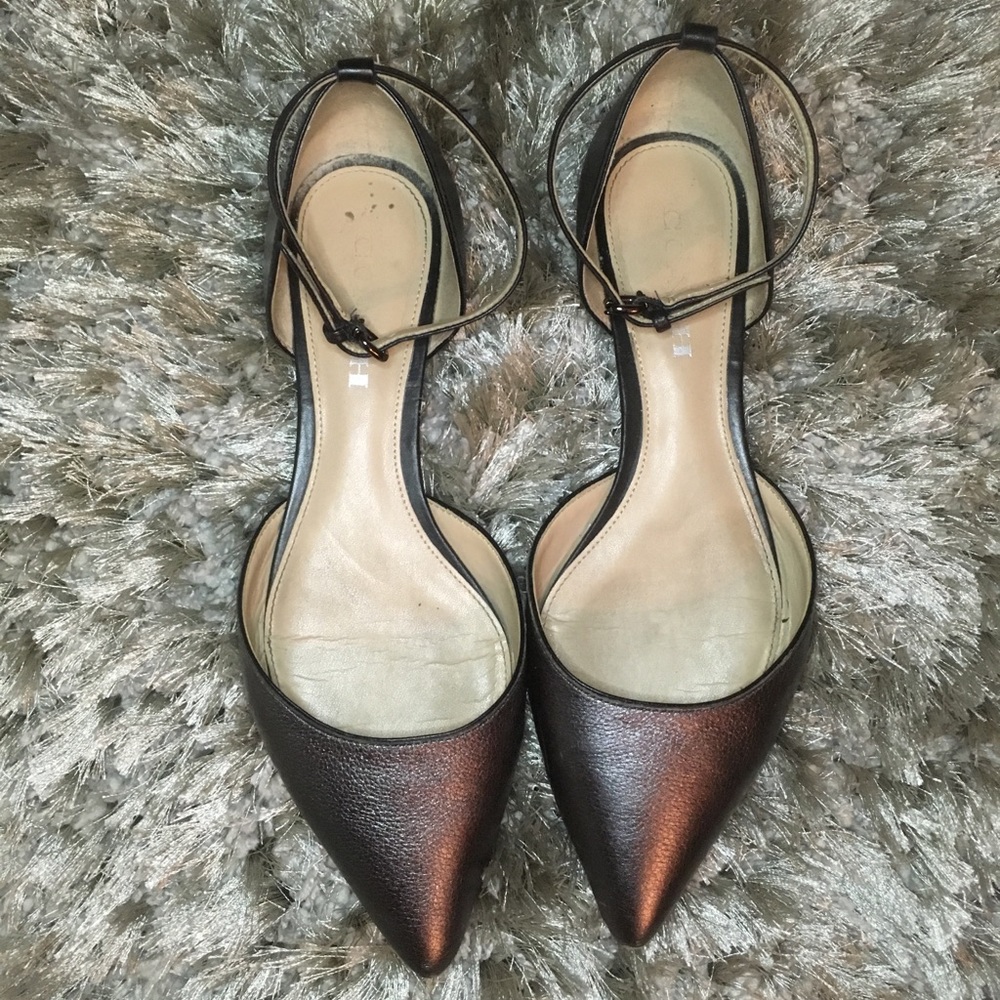 Coach pointed toe two tone flats